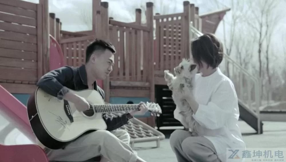那个女孩MV