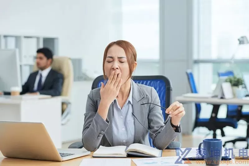 入夏就犯困，怎么回事?多半与这些原因有关！